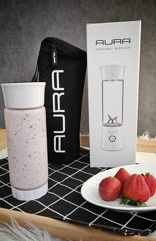 Aura Blender Review: Smoothie-Making with my Portable Mini Blender